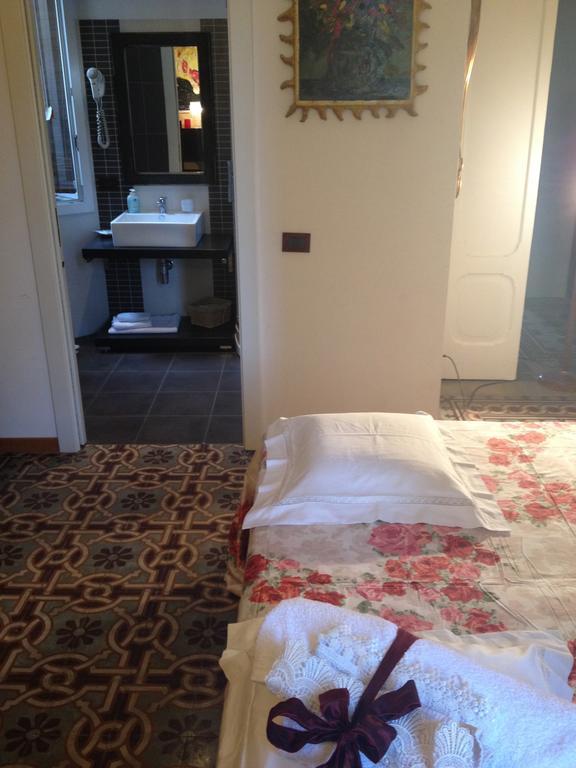 Chambre Double Deluxe avec Douche