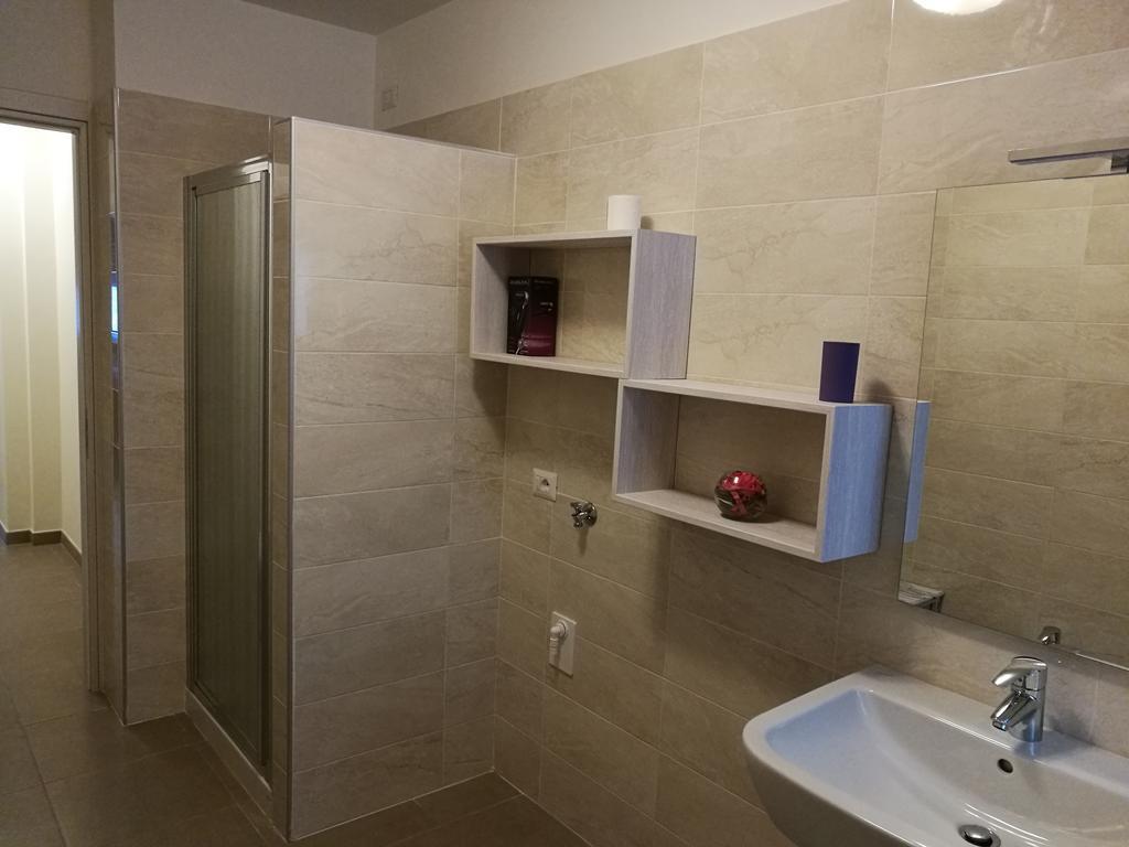 Camera Tripla con Bagno Privato Esterno