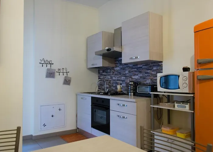 Melibi - Re Lear Apartments